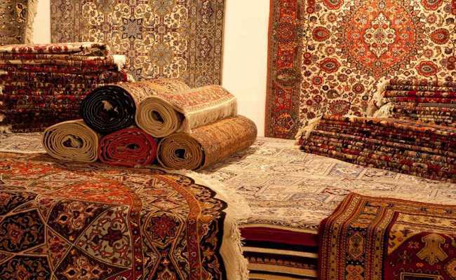 صادرات فرش دستباف در سه دهۀ اخیر کاهش یافته