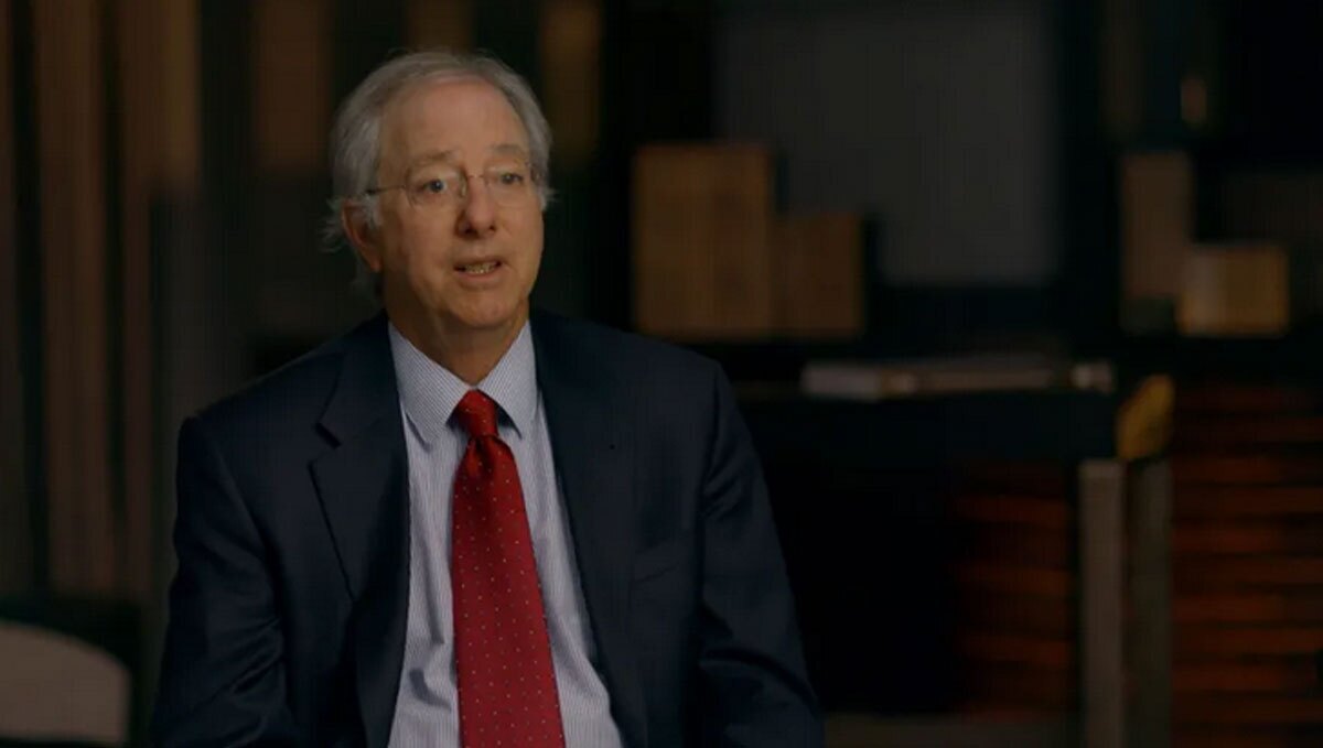 دنیس راس: ایران آن طور که باید از آمریکا نمی ترسد/ باید آنها را طوری بزنیم که انتظار آن را ندارند