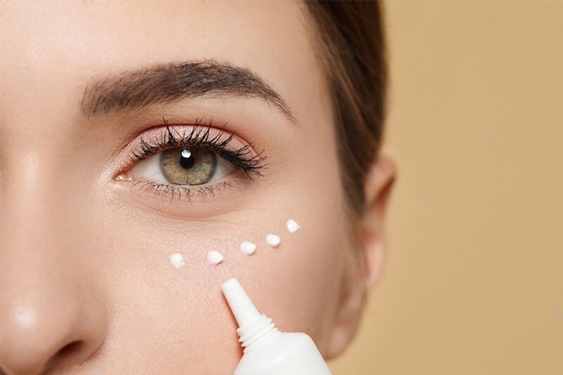 همه چیز در مورد چین و چروک دور چشم