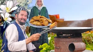 غذای روستایی در افغانستان و پخت سمبوسه سنتی توسط زوج مسن