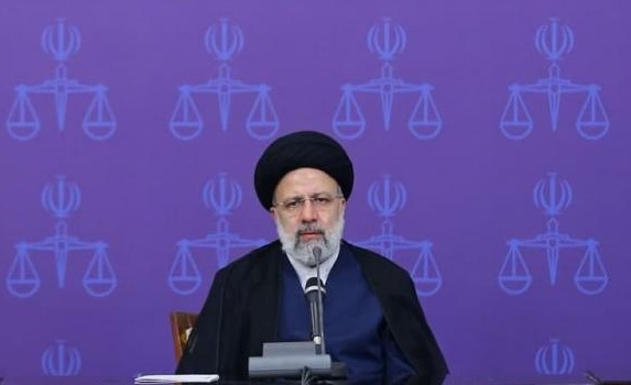 2 ویژگی مثبت دولت رئیسی : با اختیار ، جلوگیری از جنگ