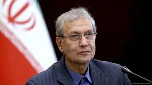 علی ربیعی: به عنوان رقیب سیاسی قالیباف، او را گزینه ای درست برای مذاکرات جدید می دانم و از او حمایت می کنم