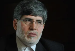 مشاور احمدی‌نژاد: حال احمدی‌نژاد خوب است؛ نگران نباشید