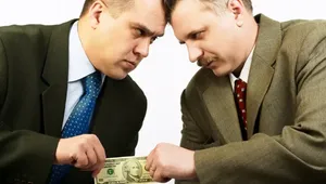 راهنمای جامع اصول مذاکره حقوق و دستمزد؛ چگونه به درآمد شایسته خود برسیم؟