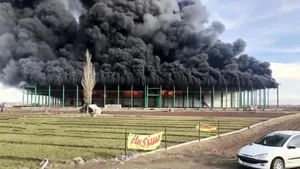 آتش سوزی مهیب در سردخانه در حال احداث جاده اردبیل-مغان