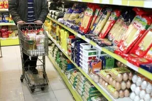 کارشناس تلویزیونی: ۸۸ درصد سبد معیشت حداقل‌بگیران از درآمدشان تأمین نمی‌شود
