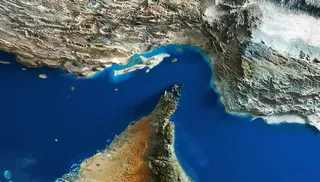 آنچه درباره تنگه هرمز دروازه مقدس ایران‌ نمی‌دانید و هوش از سر آدم می‌برد / این نام از کجا آمده؟