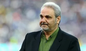 سلام و احوالپرسی متفاوت جواد خیابانی در تلویزیون