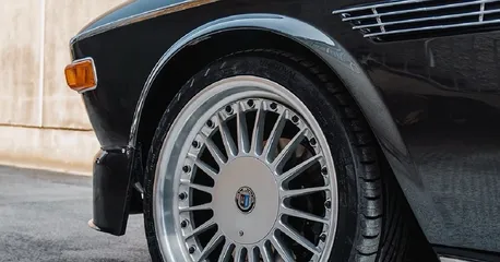 کوسه BMW روی جاده (+تصاویر)