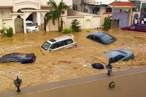 جاری شدن سیل در خیابان‌های ایالت کانزاس