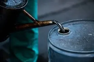 نوسان شدید قیمت نفت در آخرین روز از آتش‌بس