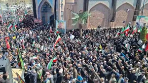 تصاویری از طنین لبیک یا خامنه‌ای اردبیلی‌ها در چهلم رهبر شهید