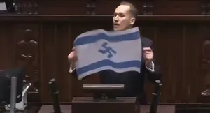 اقدام شجاعانه نماینده پارلمان لهستان در افزودن نماد نازی‌ها به پرچم اسرائیل