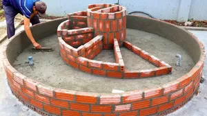 نحوه ساخت آکواریوم مارپیچی با آجر و سیمان
