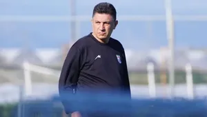 حمایت تمام‌قد تاج از قلعه‌نویی؛ ماندن سرمربی بعد از جام جهانی