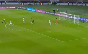 گل سوم شباب الاهلی امارات به تراکتور توسط متئوسائو