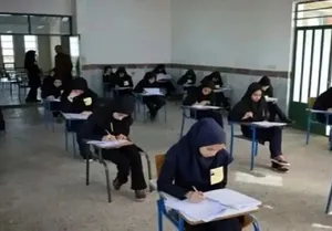 جلسۀ امتحان دختران دبیرستانی در تهران؛ 90 سال قبل (عکس)