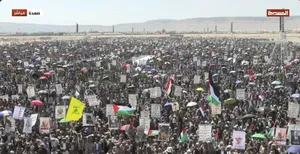 رهبر انصارالله یمن: مردم یمن برای حمایت از حزب الله میلیونی به خیابان ها بیایند