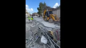 ویرانی‌های برجای مانده از حملات شدید اسرائیل به شهرک قانا در جنوب لبنان