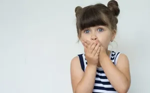 کودکم دائما فحش می‌دهد، چه کنم؟