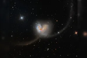 عکس روز ناسا از آنتن کهکشانی!