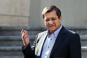 همتی: مسئول نرخ‌گذاری ارز نباید بانک مرکزی باشد (فیلم)