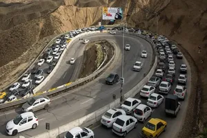 ترافیک چهار کیلومتری در جاده چالوس / آزادراه تهران_شمال مسدود شد