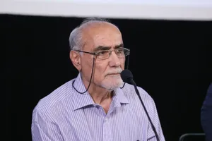 روایت منوچهر محمدی، تهیه‌کننده از تماشای فیلم «از کرخه تا راین» توسط رهبر شهید انقلاب
