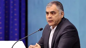 محسن پاک نژاد: روزانه ۵۰ میلیون مترمکعب گاز‌های همراه سوزانده می‌شود
