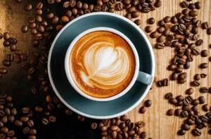 تأثیر پنهان قهوه و کافئین بر خواب شبانه