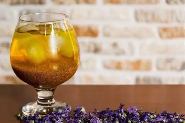 شربت خاکشیر زعفرانی