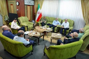 عکس و مکث/ در ستایش کت درآوردن پزشکیان اما نه فقط برای کولر که به امید جنم بیشتر!