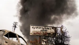 خسارت به انبار نفت شهران در پی حملات هوایی به تهران (عکس)