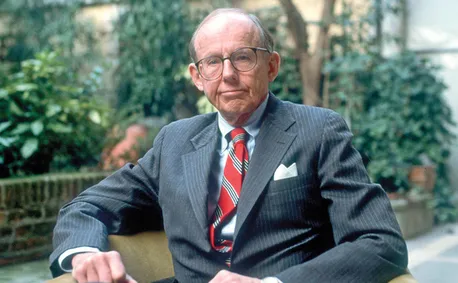 هانتینگتون در گور لبخند می‌زند