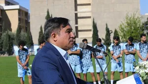 پایان نشست مدیران لیگ برتر بدون تصمیم قطعی درباره ادامه رقابت‌ها