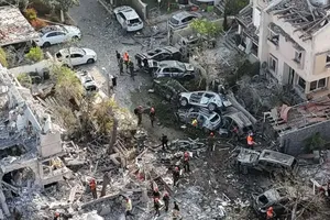 تصاویر بیشتر از محل اصابت موشک‌های ایران