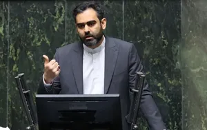 ثابتی در ۱۴۰۱: غربگرا‌ها می‌گویند رابطه با ونزوئلا وقت تلف کردن است