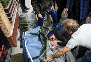 واکنش اهالی فرهنگ و هنر به حمله آمریکا و اسرائیل / روز سی‌ام جنگ (+عکس)