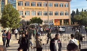 حادثه تیراندازی مقابل مدرسه‌ای در غرب ترکیه/ تاکنون ۵ نفر زخمی شده‌اند