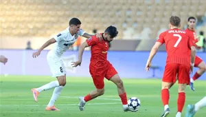 تساوی بدون گل تراکتور و شباب الاهلی در نیمه نخست