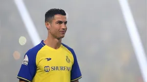 نماز خواندن رونالدو کنار بازیکنان النصر