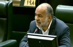 مردم از ما سوال می‌کنند خودرو آنسوی مرز یک سوم یا نصف قیمت است؛ چرا نمی‌گذارید از خودروی ارزان استفاده کنیم؟خودروسازان دارند به مردم ظلم می‌کنند ظلم ظلم ظلم