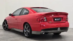 خودروی کمیاب HSV GTS کوپه مدل ۲۰۰۲ در بازار خودروهای کلکسیونی (+عکس)