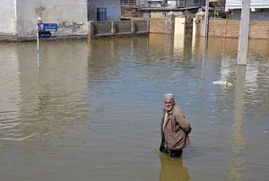 سیل و آبگرفتگی در بندرعباس (عکس)
