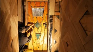 ساخت درب کلبه چوبی از صفر تا صد به زبان ساده