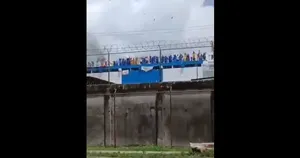 زندانیان کنترل یک زندان در غرب ونزوئلا را به دست گرفتند