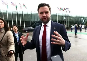 هیأت امریکایی به ریاست ونس اسلام آباد پاکستان را ترک کرد