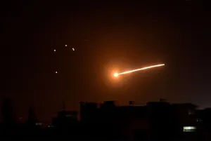 لحظه اصابت موشک ایران در جنوب فلسطین اشغالی
